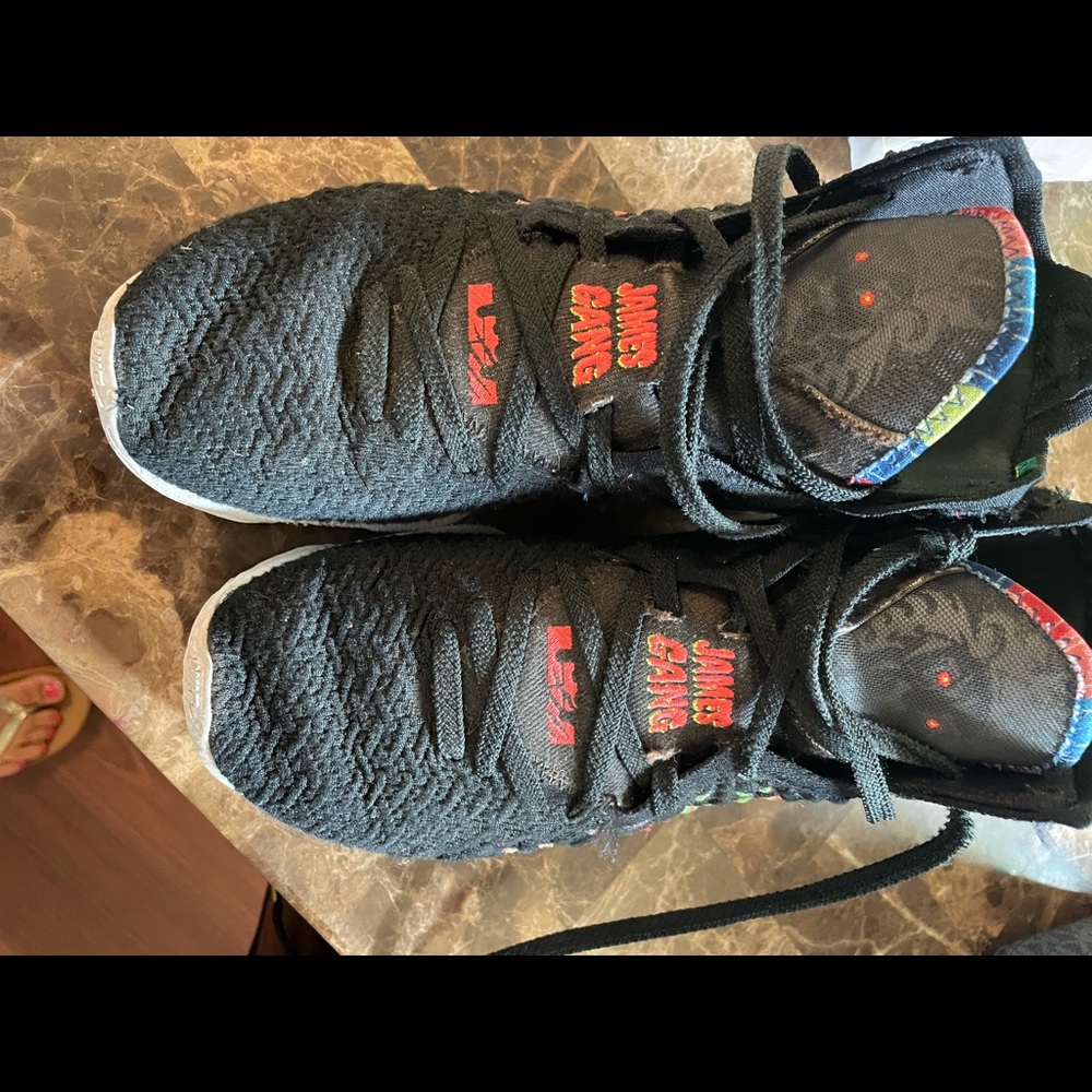 Almost New LeBron Nike